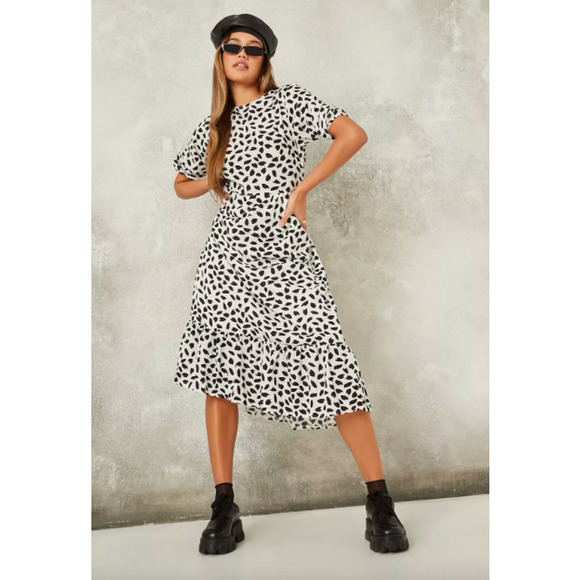 Missguided Dresses & Skirts - Missguided Women's White Dalmatian Print Ruffle Hem Smock Dress Size 12